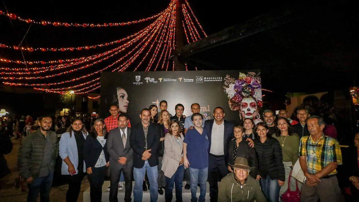 FOTO PRINCIPAL SJR Ofrenda a dos  grandes ciudadanos